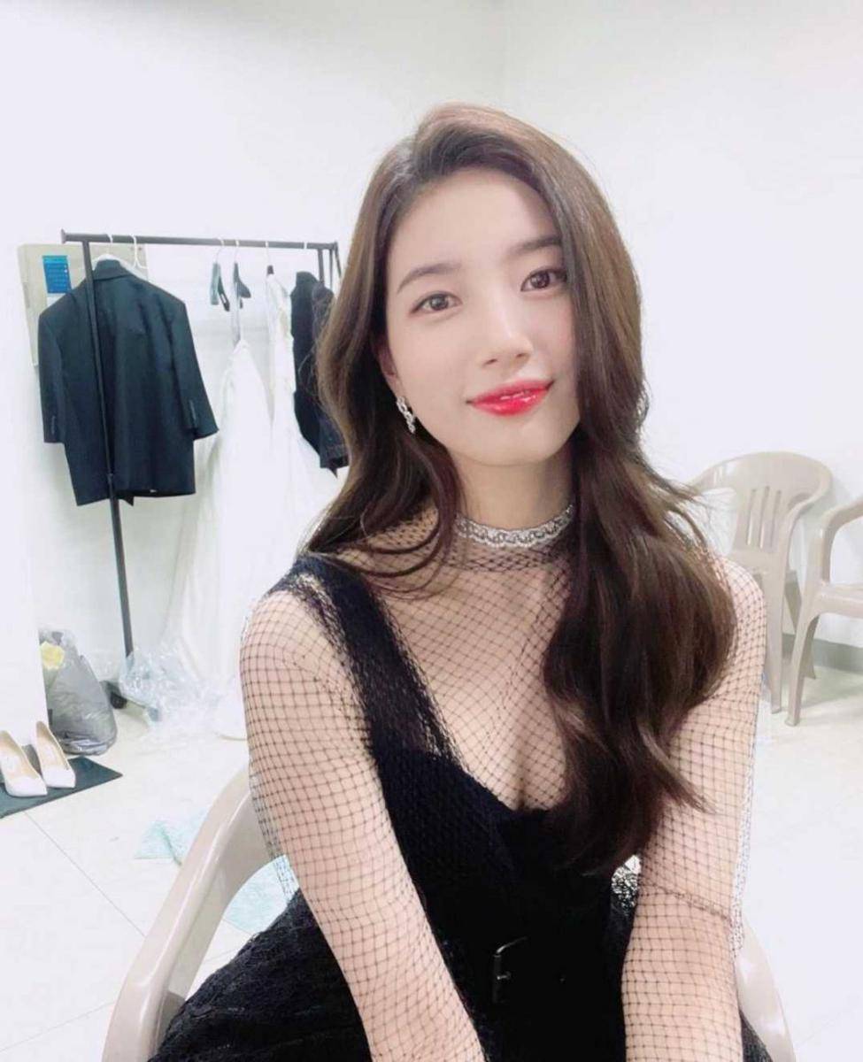 Bae Suzy (instagram.com/skuukzky)