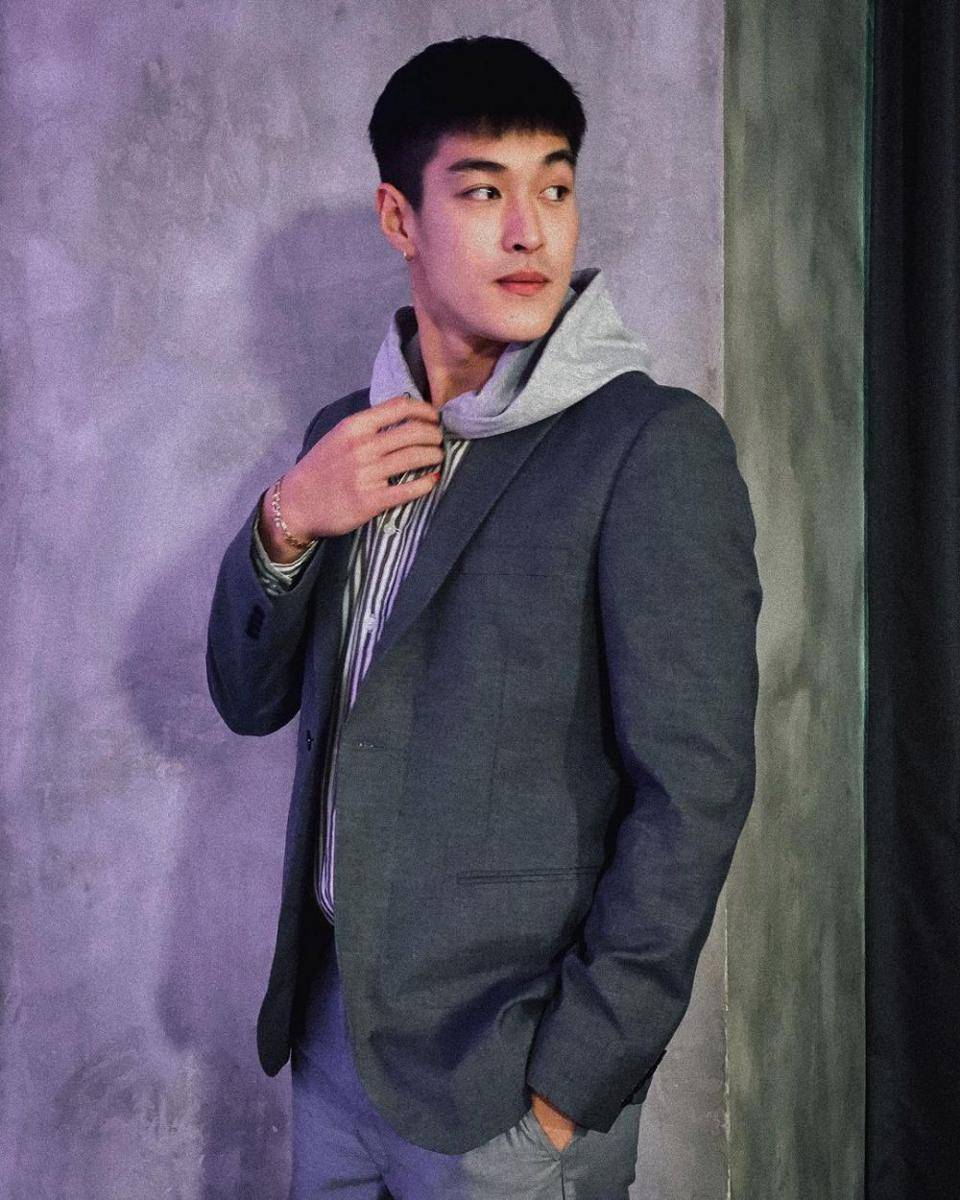 Krating Khunnarong (instagram.com/kratingg)
