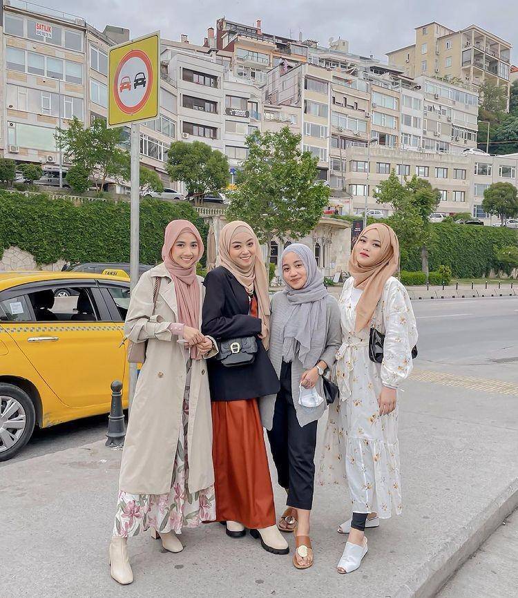 Putdel Turki (instagram.com/putridelinaa)
