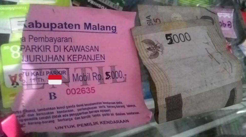 karcis parkir (twitter.com/mafiawasit)
