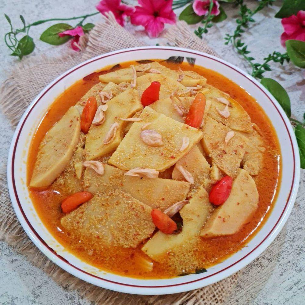 Gulai rebung (instagram.com/diana_ing2)