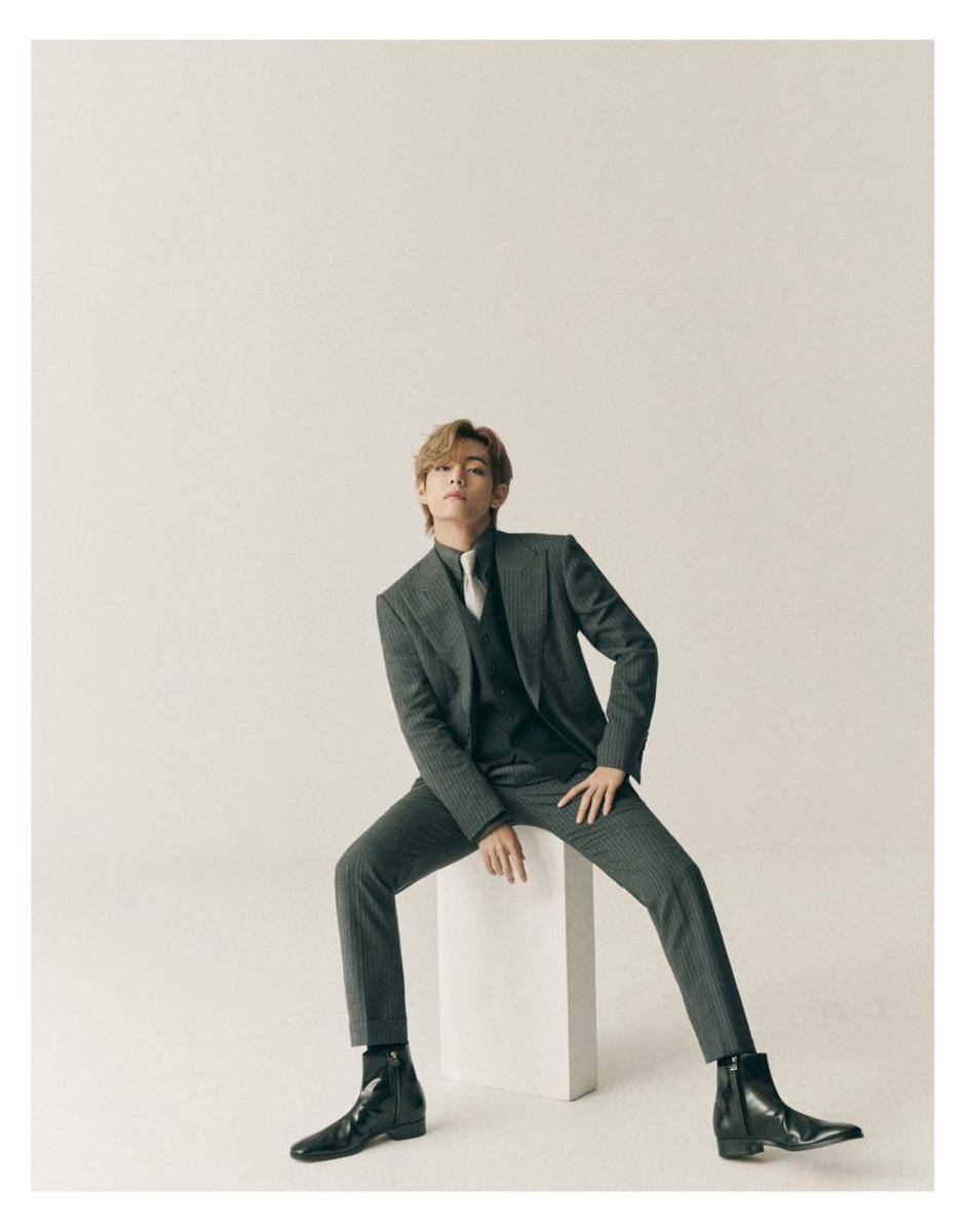 V BTS (twitter.com/BTS_twt)