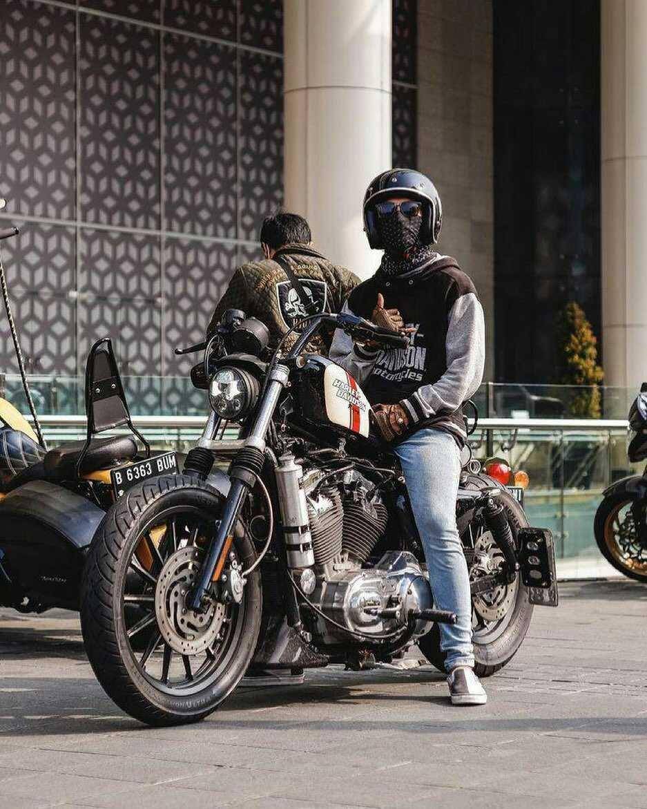 Abidzar naik motor gede. (Instagram.com/abidzar73)
