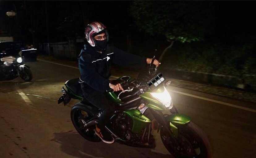 Abidzar naik motor gede. (Instagram.com/abidzar73)