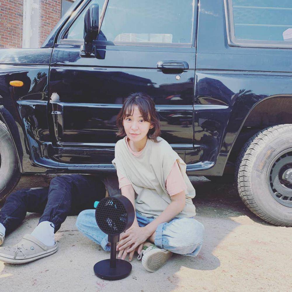 Shim Yi Young (instagram.com/simyiyoung_)