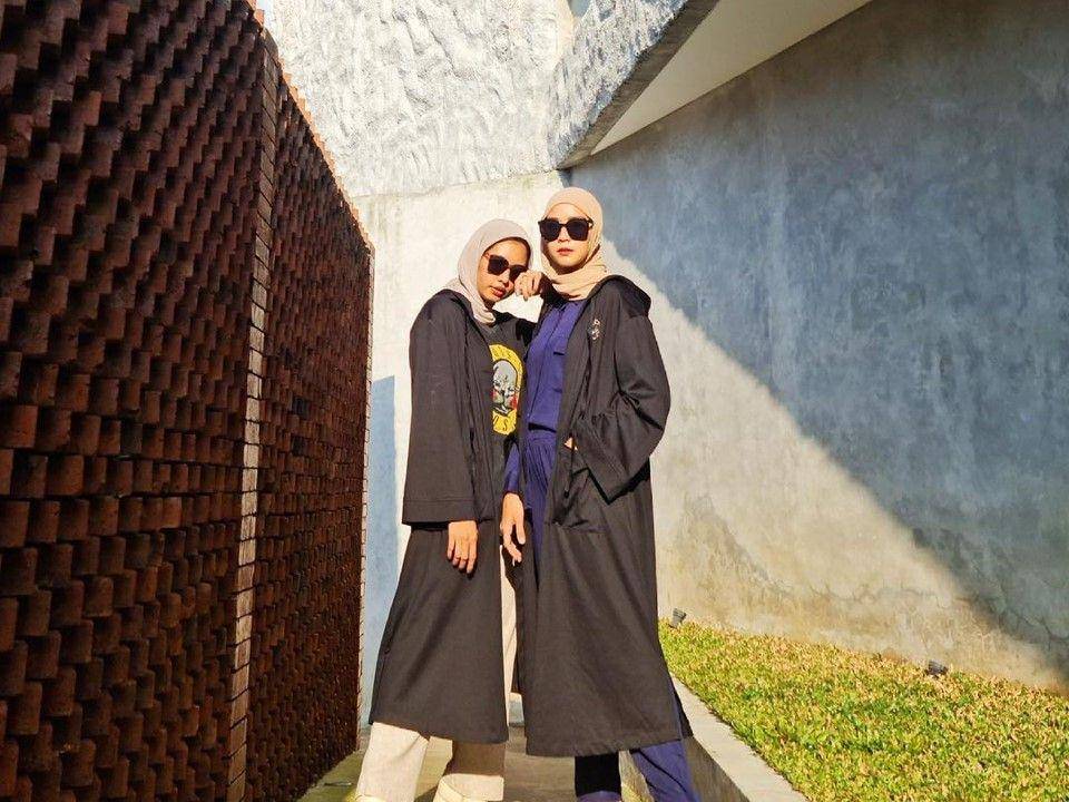 Zaskia Adya Mecca dan Prilia (instagram.com/zaskiadyamecca)