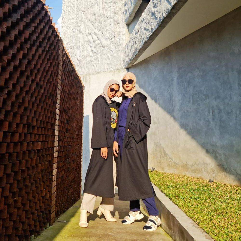 Zaskia Adya Mecca dan Prilia (instagram.com/zaskiadyamecca)