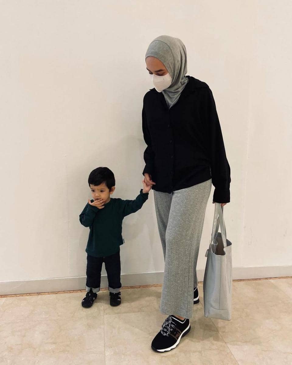 Putri Anne (instagram.com/putriannesaloka)