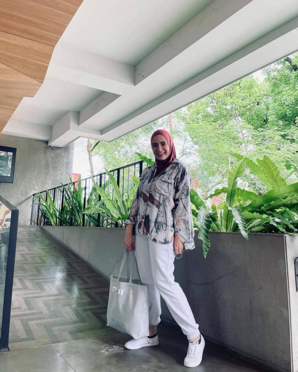 Putri Anne (instagram.com/putriannesaloka)