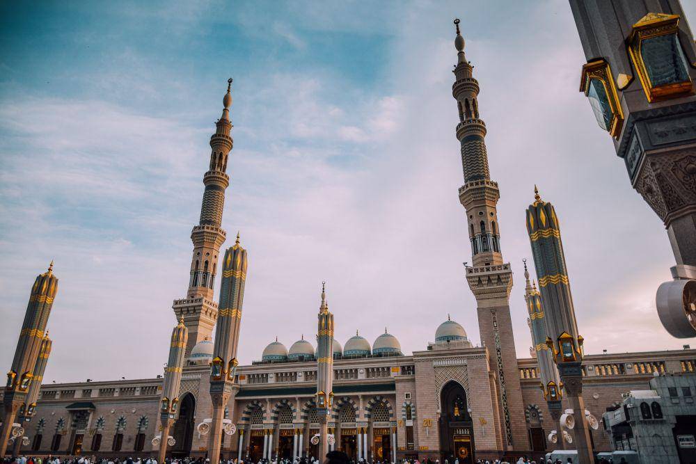 Masjid Nabawi di Madinah, Arab Saudi. (Unsplash.com/Yasmine Arfaoui)