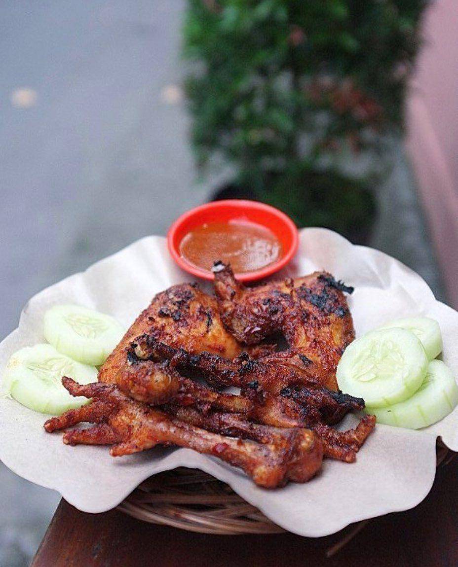 Ayam Taliwang Ndalem Ibu (instagram.com/ ayamtaliwangsolo)