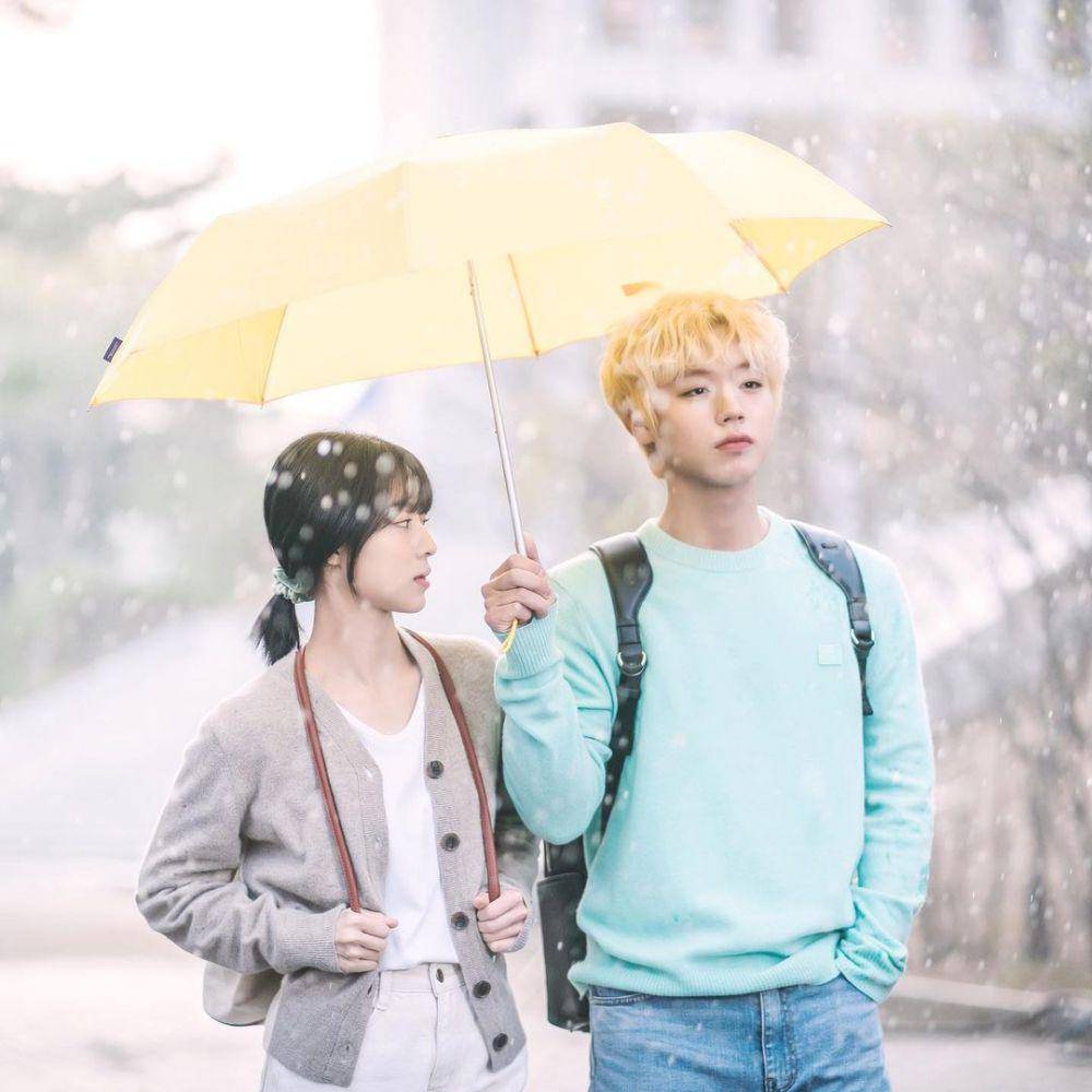 Kang Min Ah dan Park Ji Hoon di drama At a Distance Spring is Green (instagram.com/victorycontents)