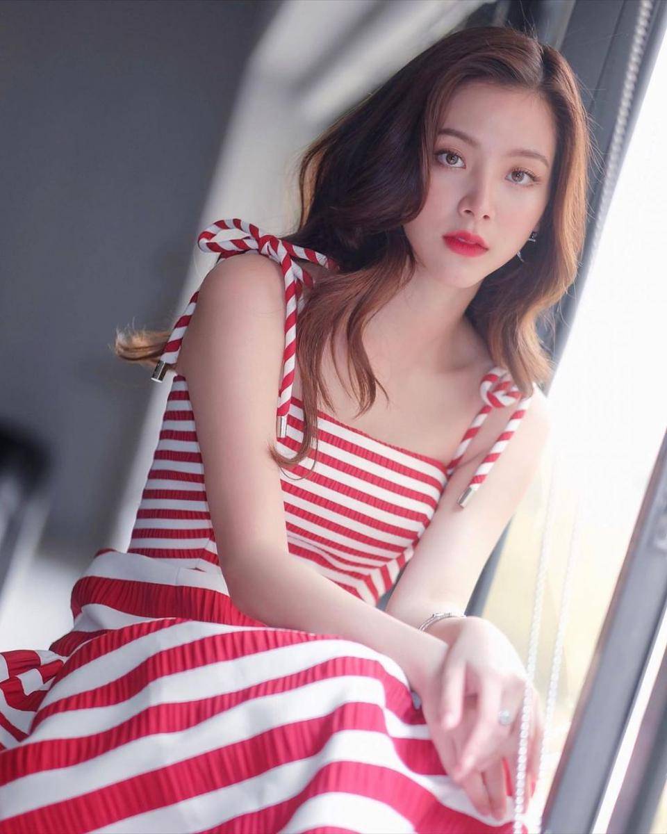 Baifern Pimchanok (instagram.com/baifernbah)
