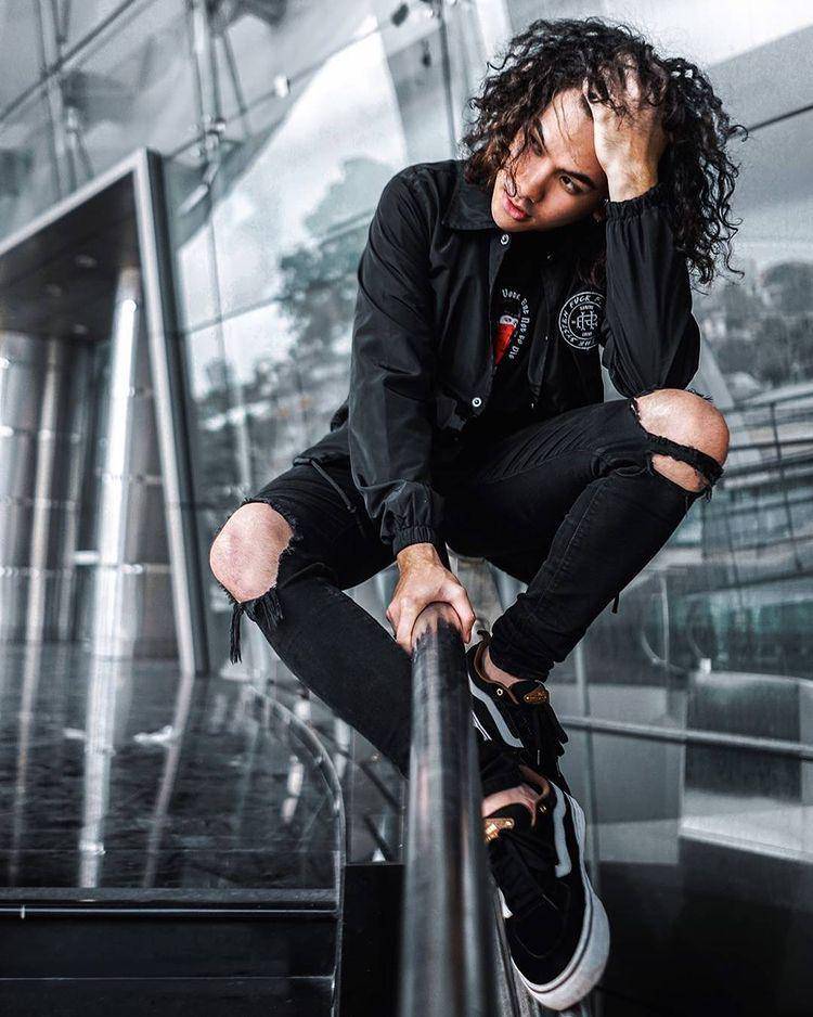 Gaya kasual Bagus Jordy (instagram.com/jordyrizkyanda)