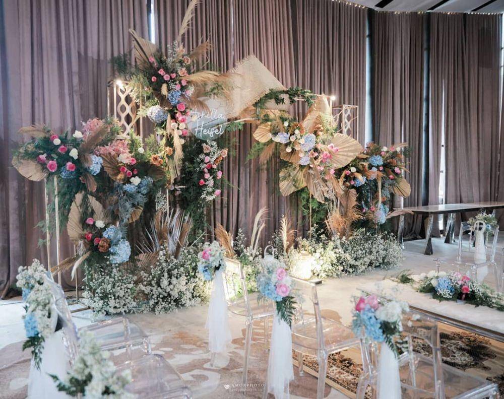 Prosesi lamaran Ashilla eks. Blink. (Instagram.com/toryta.decor)