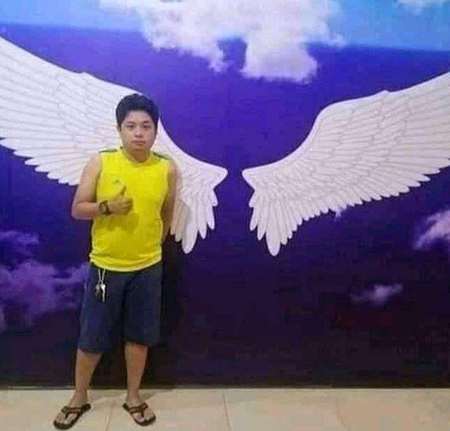 potret gak lihat belakang (instagram.com/yukngakak.id)