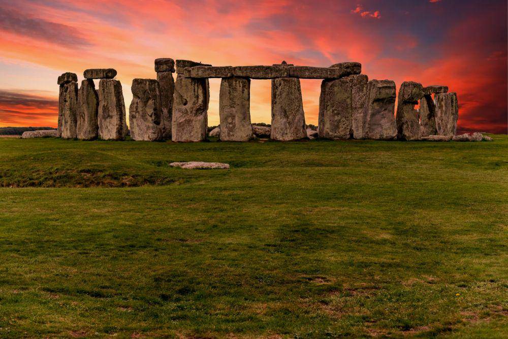 Monumen batu bernama Stonehenge di Inggris. (pexels.com/John Nail)