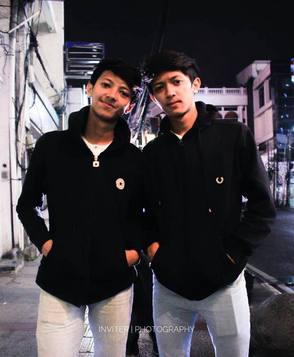 potret kembar Al dan Ami (INVITER via instagram.com/alghifadhila_)