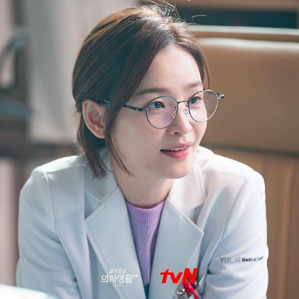 Jeon Mi Do di Hospital Playlist 2 (instagram.com/hospitalplaylist_official)