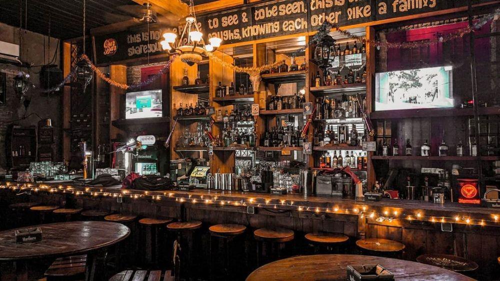 10 Bar di Surabaya yang Seru untuk Hangout, Anti Mati Gaya