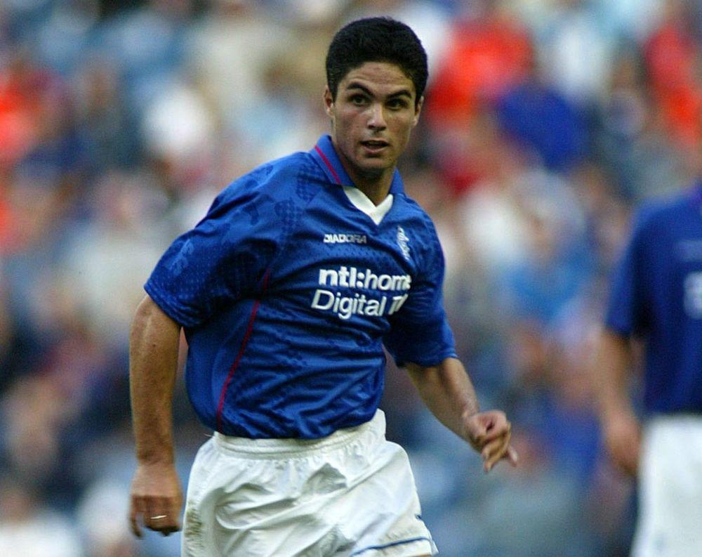 Tak Banyak yang Tahu, 5 Pemain Top Ini Pernah Membela Glasgow Rangers