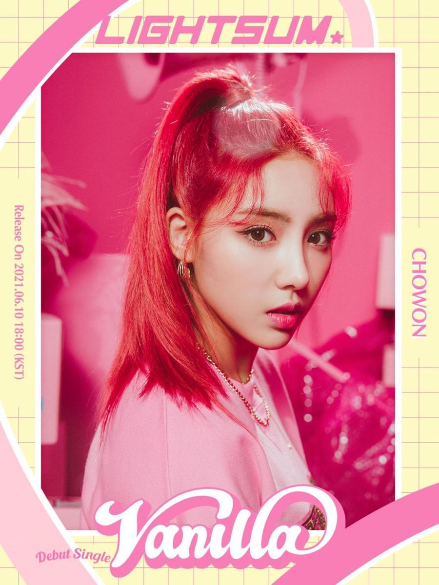 Chowon LIGHTSUM di foto teaser debut single "Vanilla". (twitter.com/CUBE_LIGHTSUM)