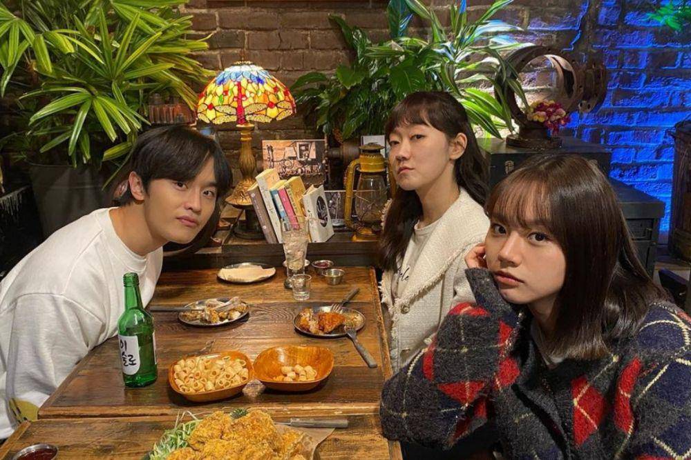 Ki Do Wan bersama Park Kyung Hye dan Hyeri Girl's Day (instagram.com/hyeri_0609)