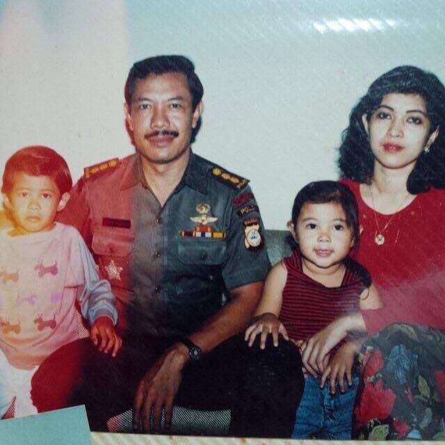 potret jadul keluarga Ratna Galih (instagram.com/ratnagalih)