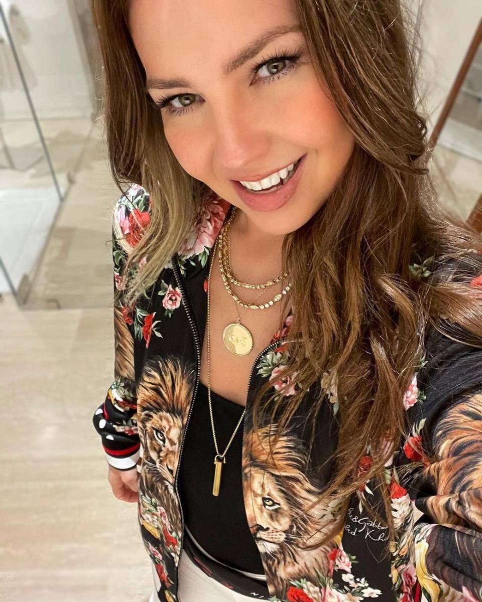 Thalia (instagram.com/thalia)