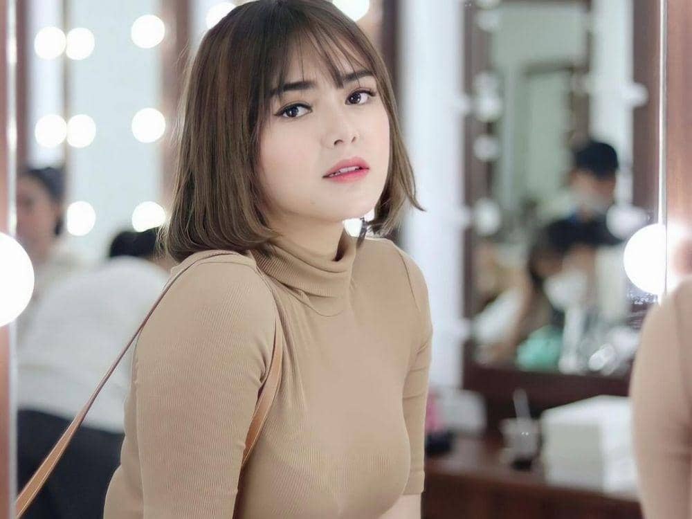 10 Harga Outfit Amanda Manopo yang Paling Mahal, Kalung Berlian Rp1 M
