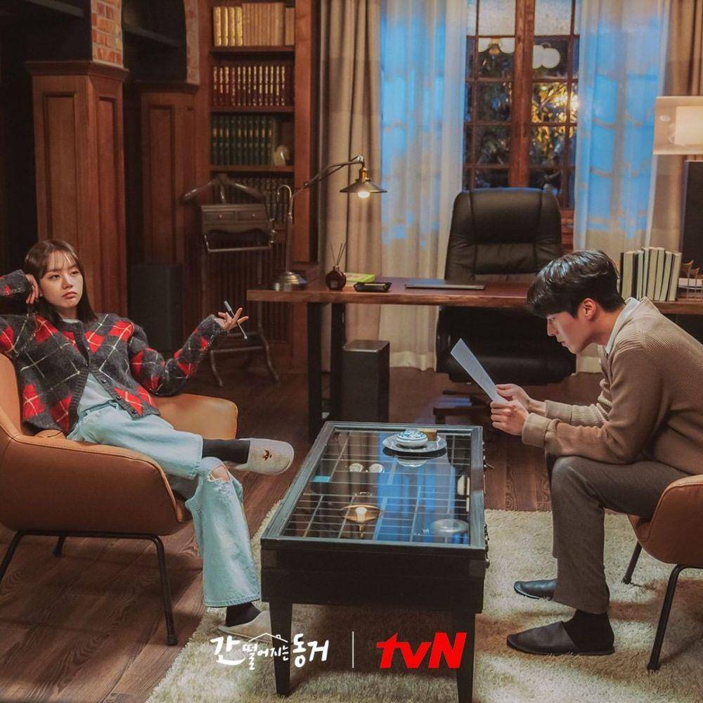 momen manis Hyeri dan Jang Ki Yong (instagram.com/tvndrama.official)