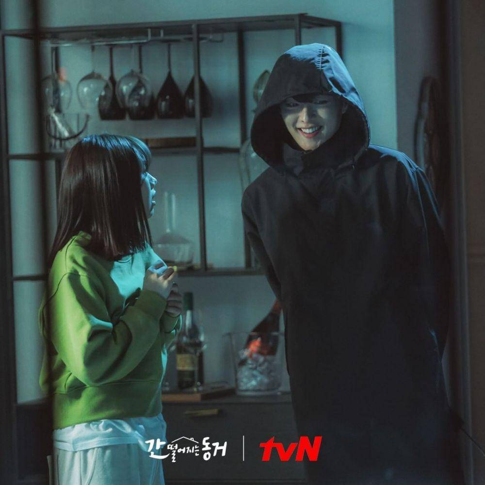 momen manis Hyeri dan Jang Ki Yong (instagram.com/tvndrama.official)
