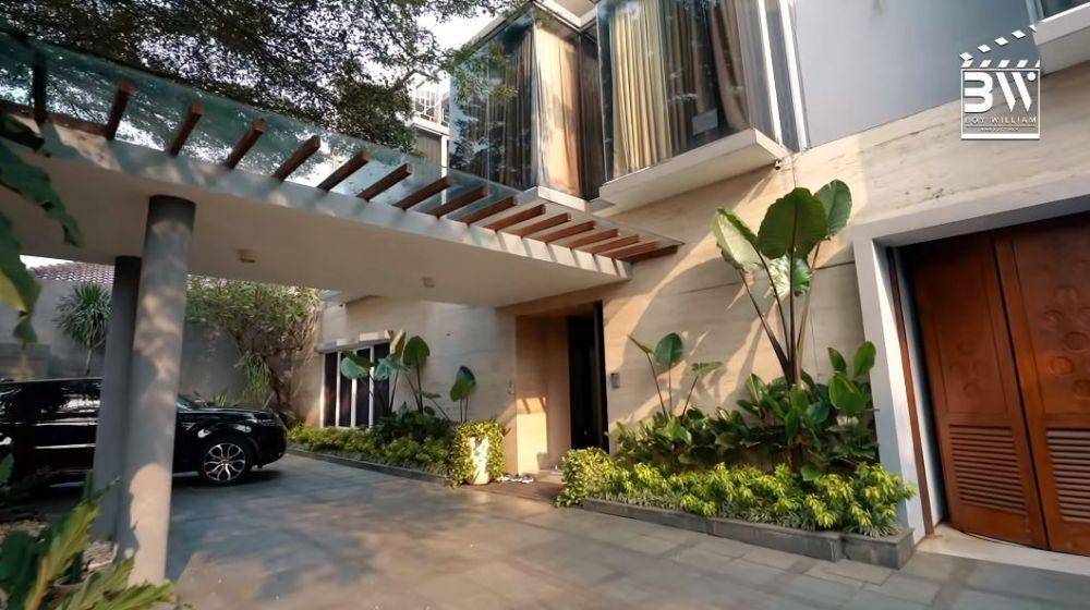 rumah tampak dari depan (Youtube.com/Boy William)