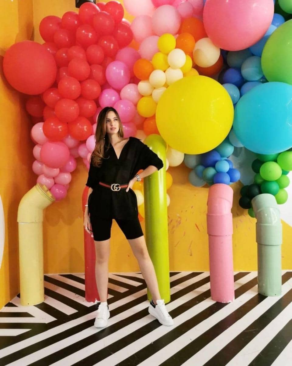 Outfit Nia Ramadhani. (instagram.com/ramadhaniabakrie)