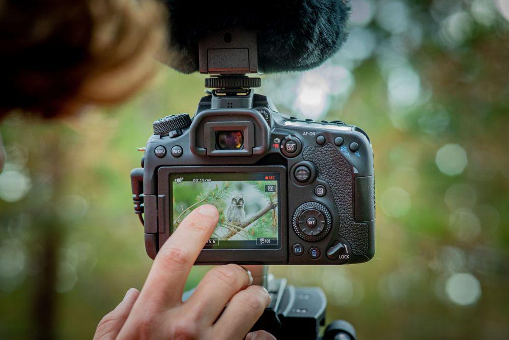 5 Rekomendasi Kamera DSLR Terbaik untuk Fotografi di 2021