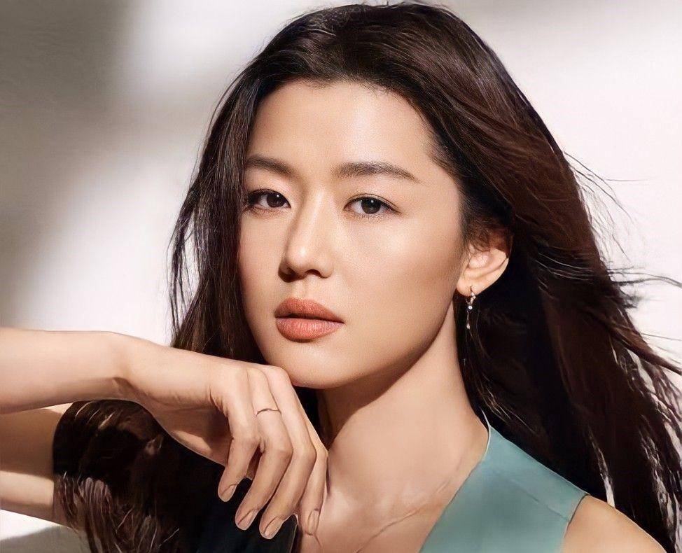 Jun Ji Hyun (twitter.com/yourkdramaunnie)