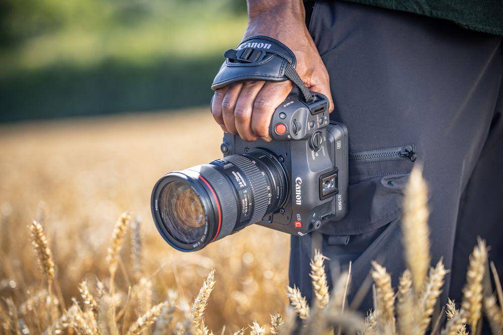 Canon EOS C70 (parkcameras.com)
