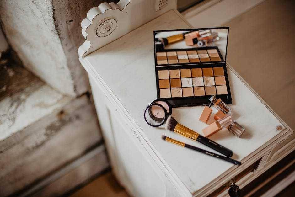 ilustrasi makeup (pexels.com/Emma Bauso)