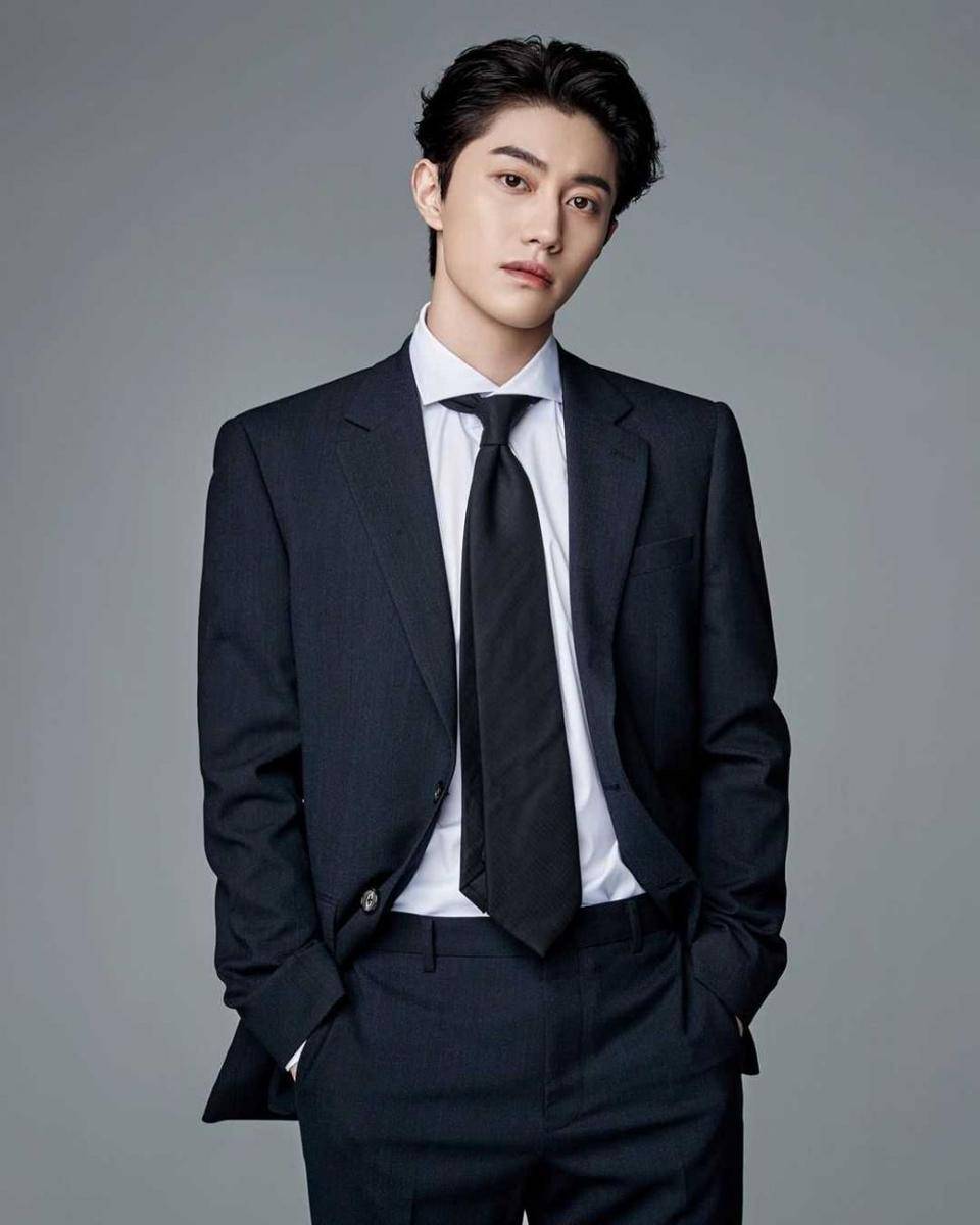 Kwak Dong Yeon (instagram.com/kwakdongyeon0)