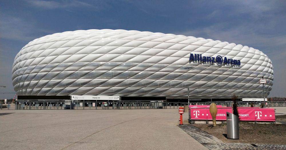 Stadion Allianz Arena (Dok. pribadi/Dessy Savitri)