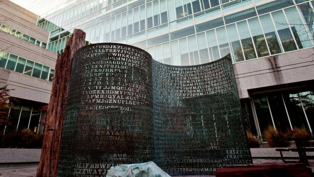 sandi Kryptos di Markas CIA di Langley, Virginia (nytimes.com)