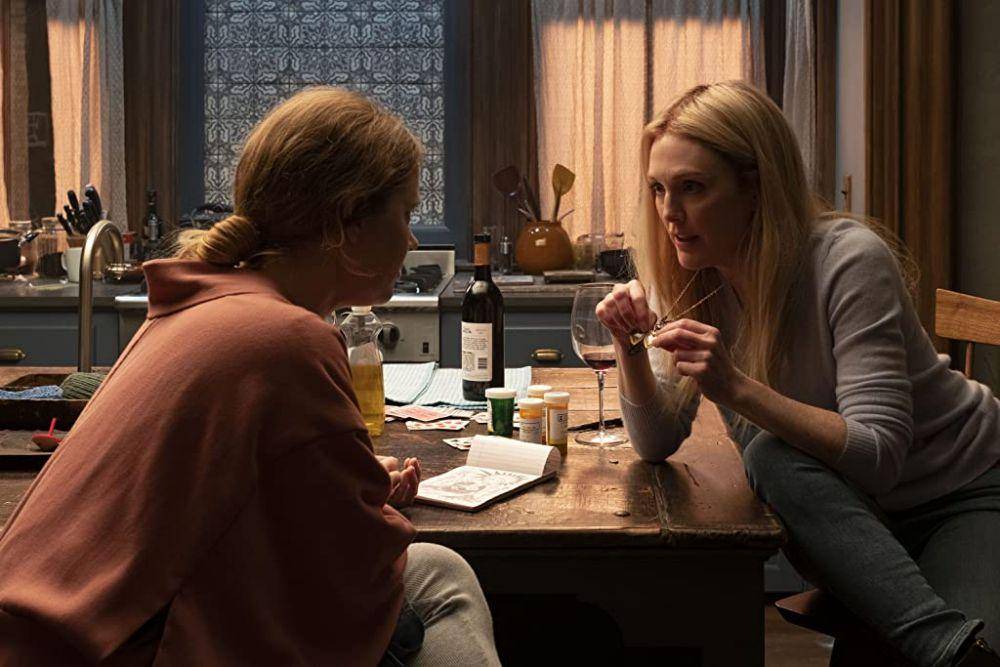 Dr. Anna dengan Catherine (Dok. Netflix/The Woman in the Window)