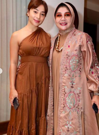 Momen ulang tahun mertua Nikita Willy (instagram.com/yorafebrina)