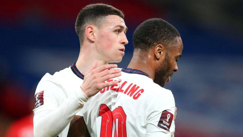 Phil Foden dan Raheem Sterling. (skysports.com)