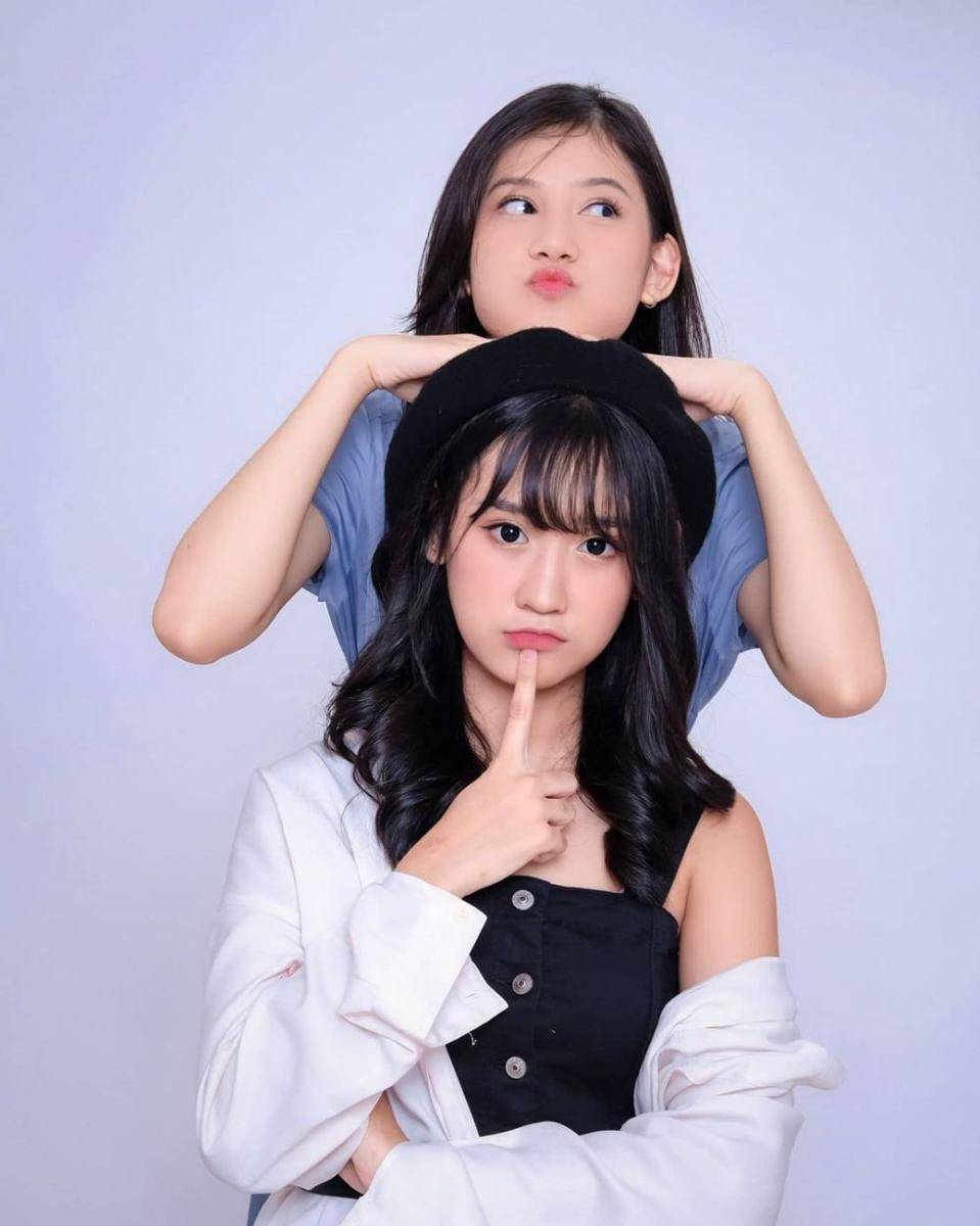 Ara dan Chika (instagram.com/jkt48.ara/)