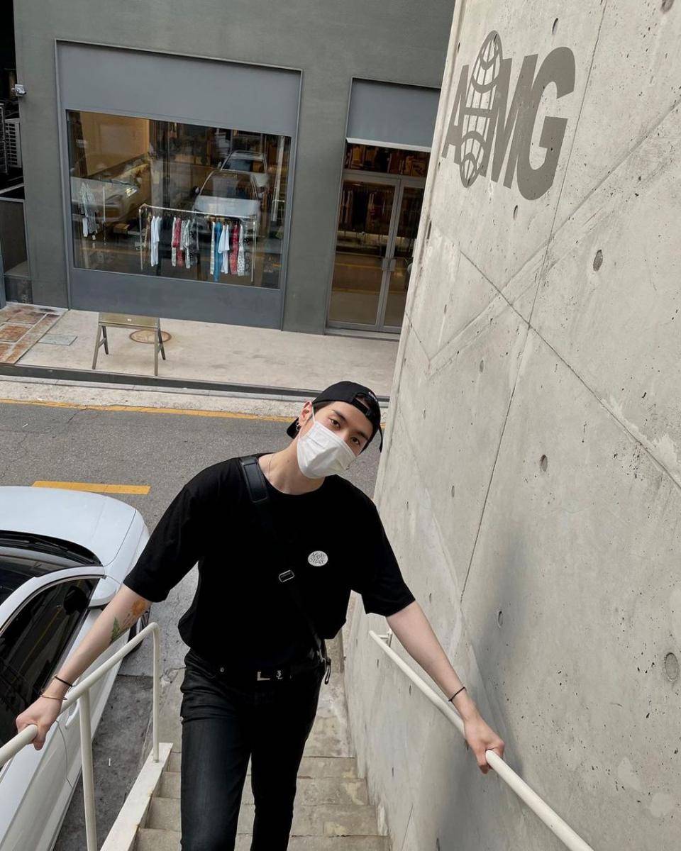 Kim Yugyeom (instagram.com/yugyeom)