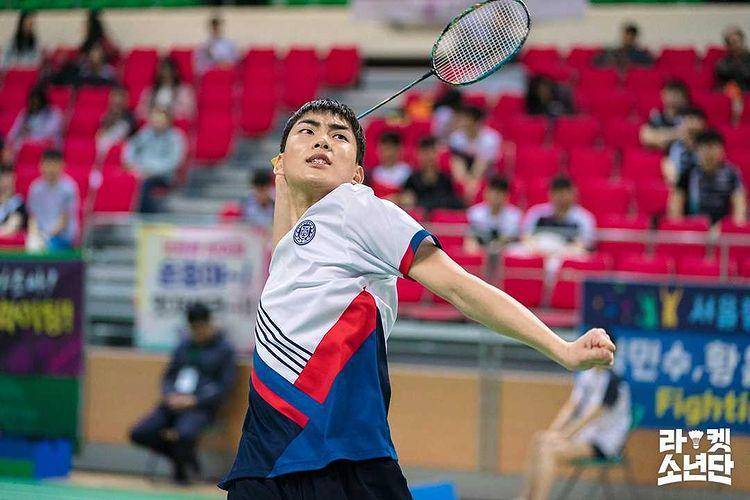 Tang Jun Sang bermain bulutangkis di Racket Boys. (instagram.com/sbsdrama.official)