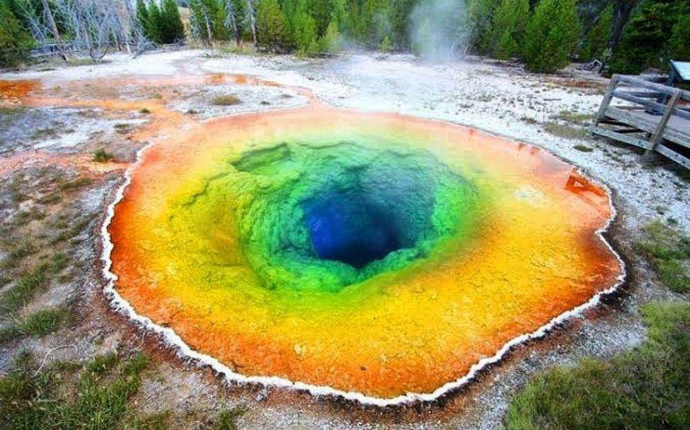 fakta dan pesona Taman Nasional Yellowstone (Instagram.com/inspiring_thoughts_places)