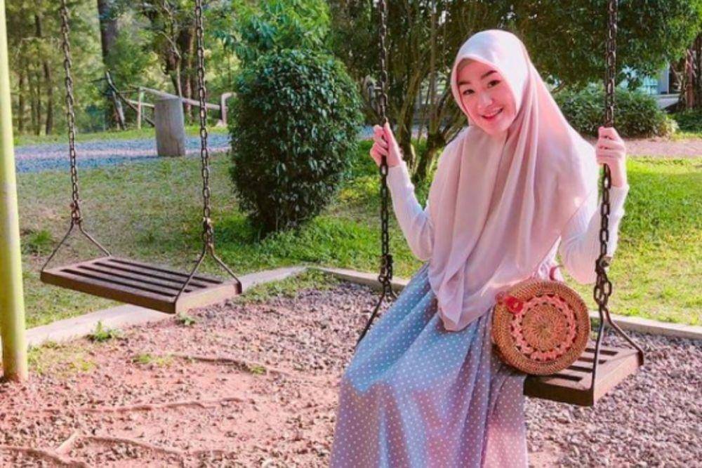 Gaya sederhana Larissa Chou (instagram.com/larissachou)