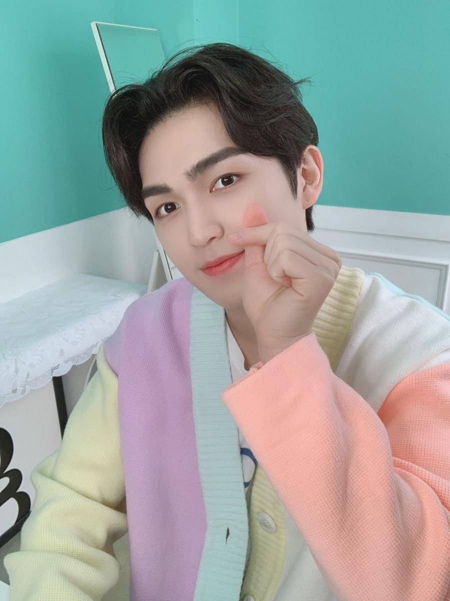 Gyujin UP10TION (twitter.com/UP10TION)